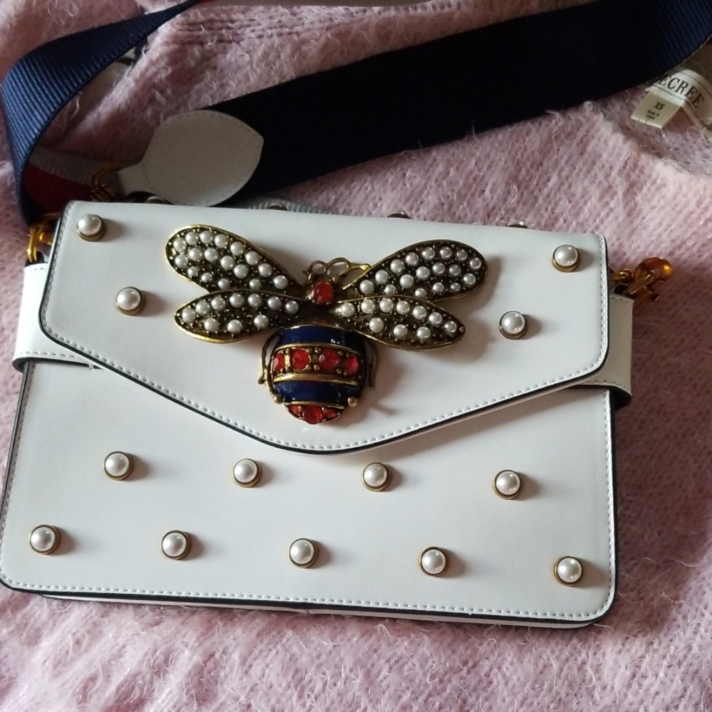 Sweet Fashionable Purse.